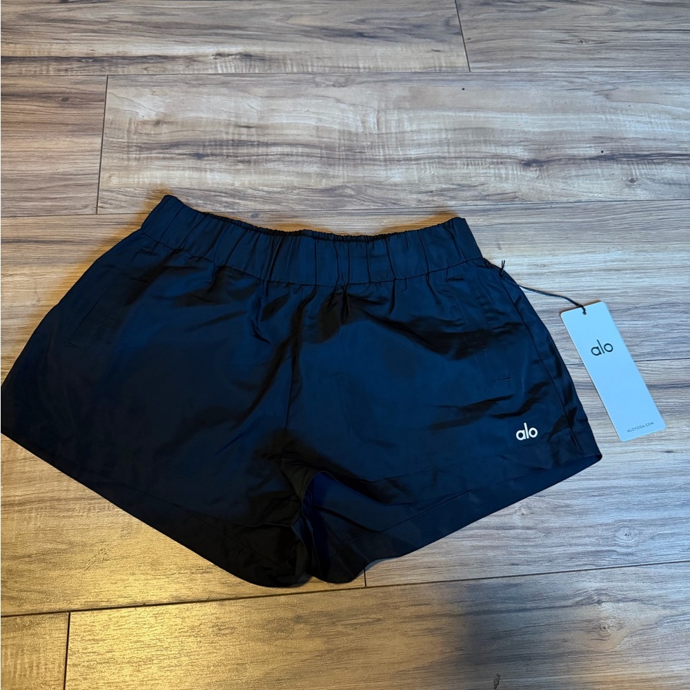 ALO YOGA High-waist socialite short